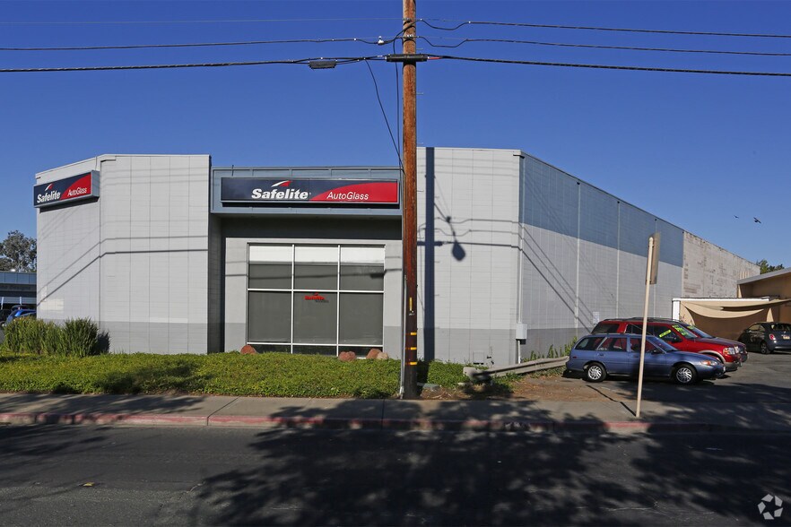 More Photos Of 2655 Monument Blvd, Concord General Retail For Sale