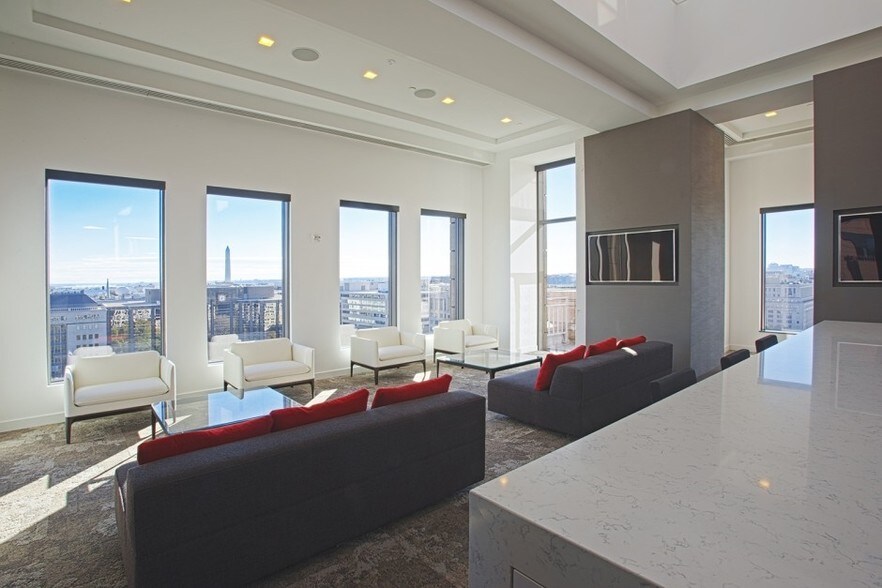 More Photos Of 1301 K St NW, Washington Office For Lease