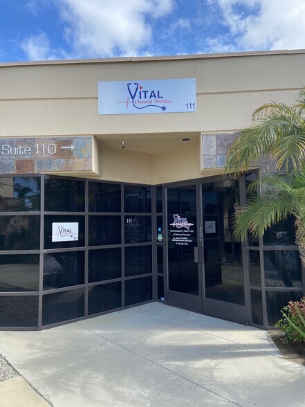 More Photos Of 5820 Oberlin Dr, San Diego Office For Lease