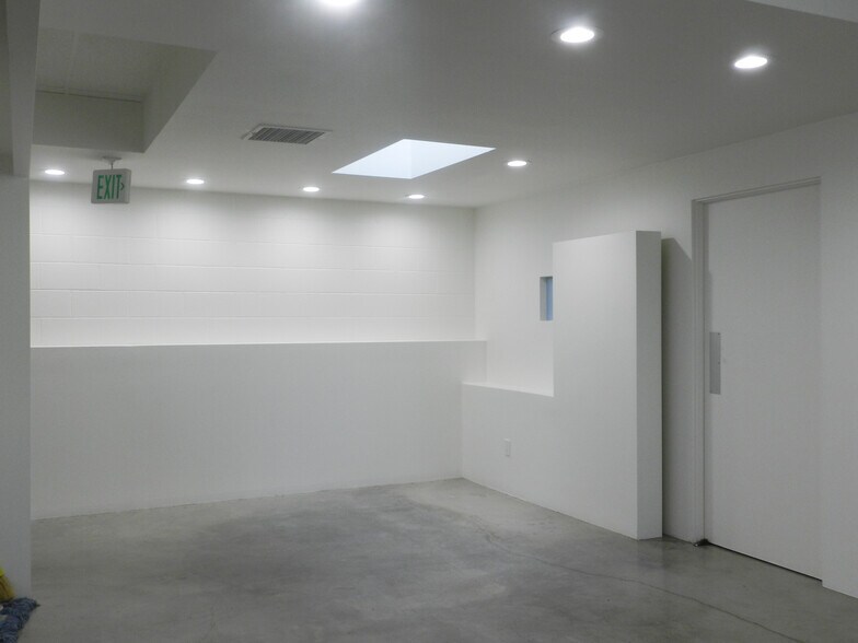 More Photos Of 1311 Broadway, Santa Monica Office For Lease