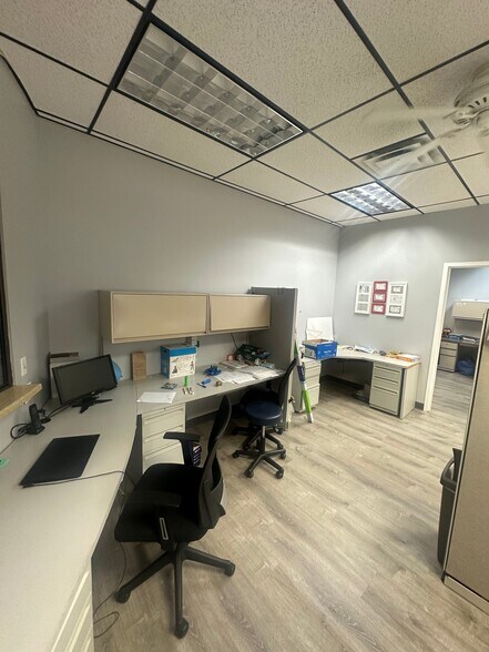 More Photos Of 5540 W 111th St, Oak Lawn Medical For Lease