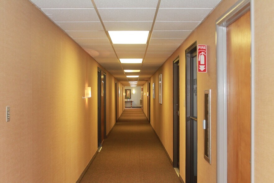 More Photos Of 80 Washington St, Poughkeepsie Office For Lease