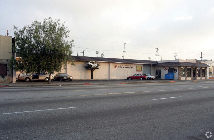 More Photos Of 2461 E Slauson Ave, Huntington Park Freestanding For Lease
