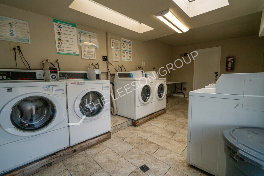 More Photos Of 1010 Clearbrook Ln, Vista Apartments For Sale