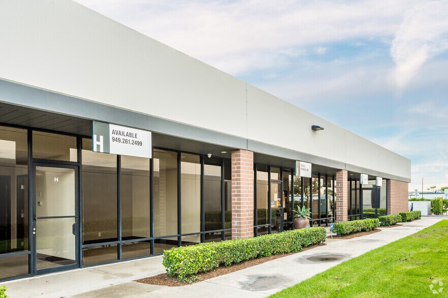 More Photos Of 18092 Sky Park Cir, Irvine Light Manufacturing For Lease