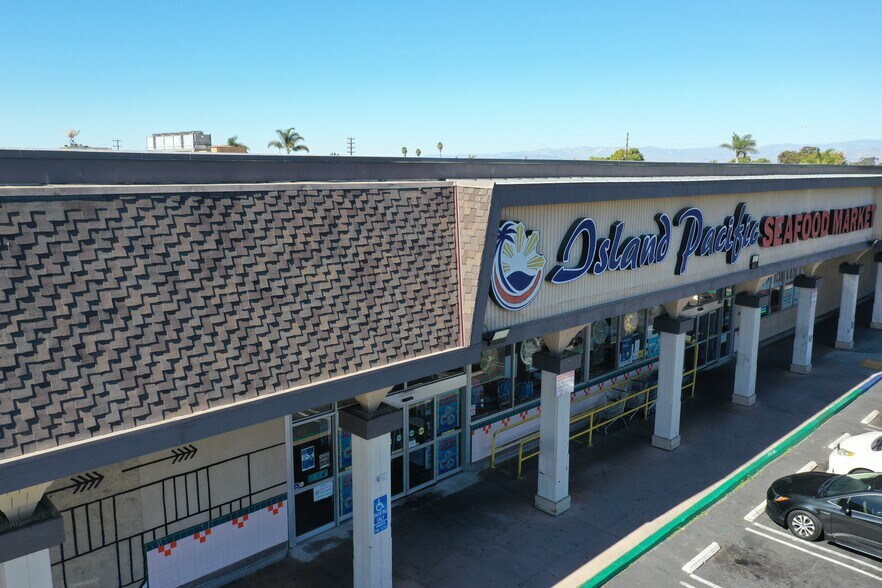 More Photos Of 4833-4917 S Rose Ave, Oxnard Supermarket For Sale