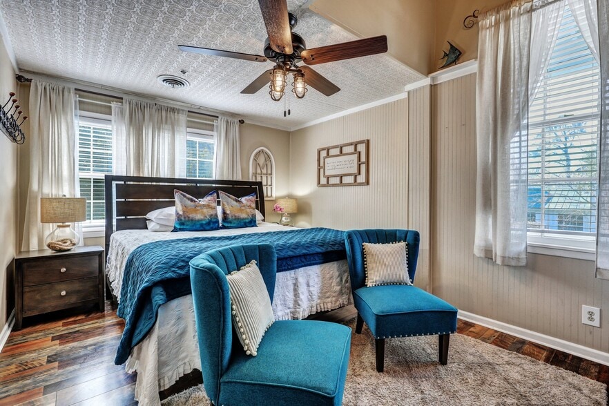 More Photos Of 24 Van Horne Ave, Tybee Island Hospitality For Sale