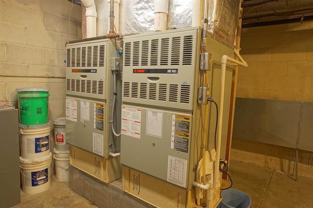 More Photos Of 719 S Buffalo St, Warsaw Office For Lease