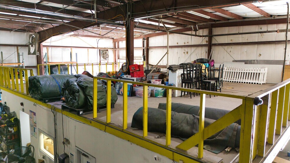 More Photos Of 13050 NW 43rd Ave, Opa Locka Warehouse For Lease