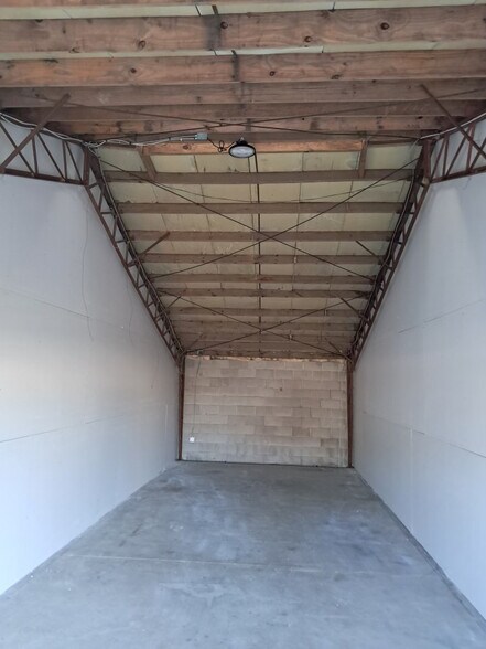 More Photos Of 3056 US-80, Pearl Warehouse For Lease