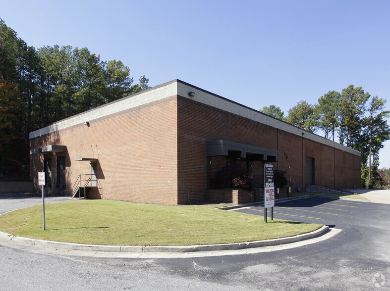 Primary Photo Of 4492 Commerce Cir SW, Atlanta Distribution For Lease