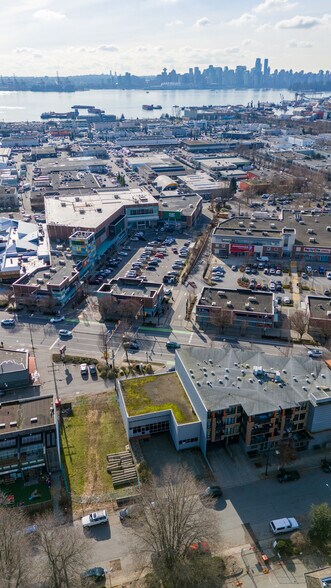 More Photos Of 843 15th St W, North Vancouver Land For Lease