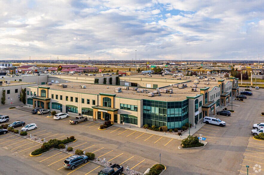 More Photos Of 2181 Premier Way, Sherwood Park Unknown For Lease