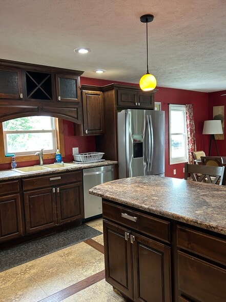 More Photos Of 332 E Onota St, Munising Hotel For Sale