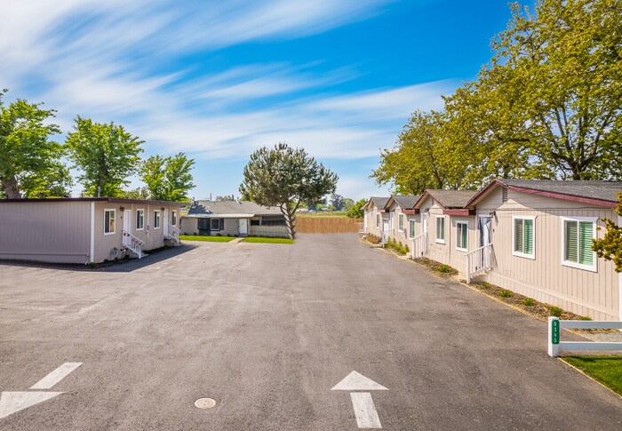 More Photos Of 6345 Bethel Island Rd, Bethel Island Apartments For Sale