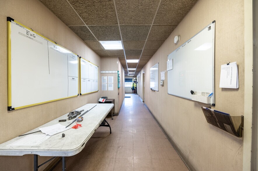 More Photos Of 714 Braddock View Dr, Mount Braddock Warehouse For Lease