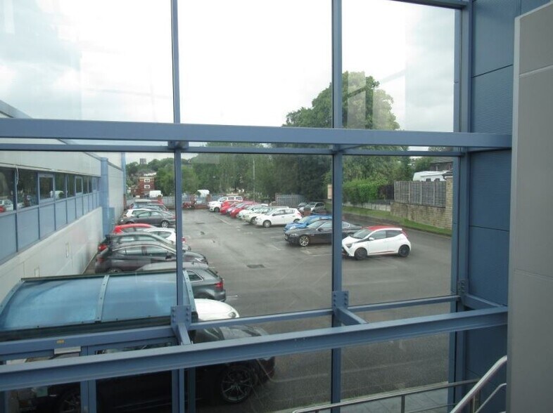 More Photos Of Shepley Ln, Stockport Office For Sale