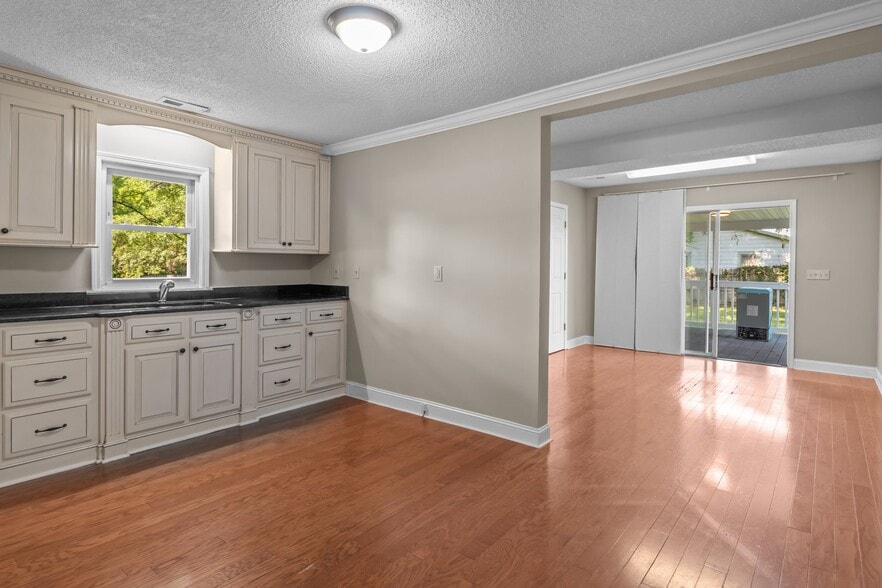 More Photos Of 319 N Central Ave, Locust Office Residential For Sale
