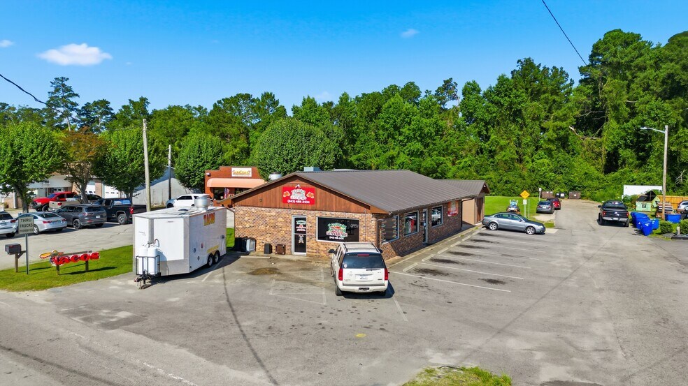 More Photos Of 1705 Park View Rd, Conway Freestanding For Sale