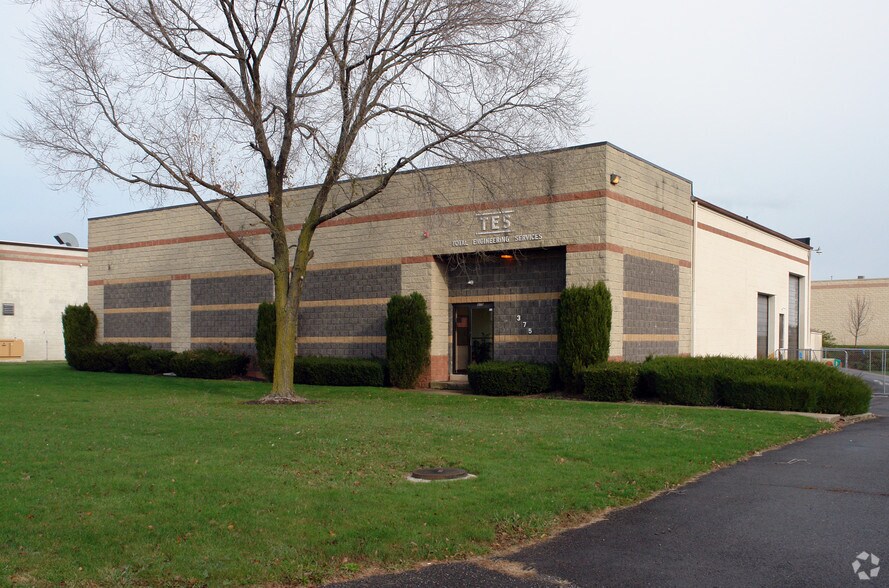 Primary Photo Of 375 Patricia Dr, Warminster Township Warehouse For Lease
