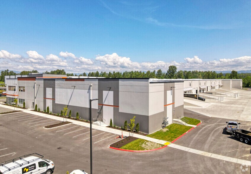 More Photos Of 4000 156th St NE, Marysville Distribution For Lease