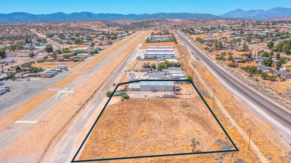 More Photos Of 7146 E Santa Fe Ave, Hesperia Warehouse For Lease