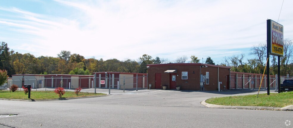 Primary Photo Of 129 Sunset Cir, Mount Juliet General Retail For Lease