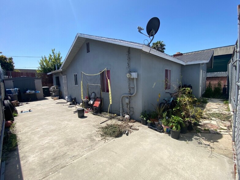 More Photos Of 9726-9736 Alondra Blvd, Bellflower Auto Repair For Sale