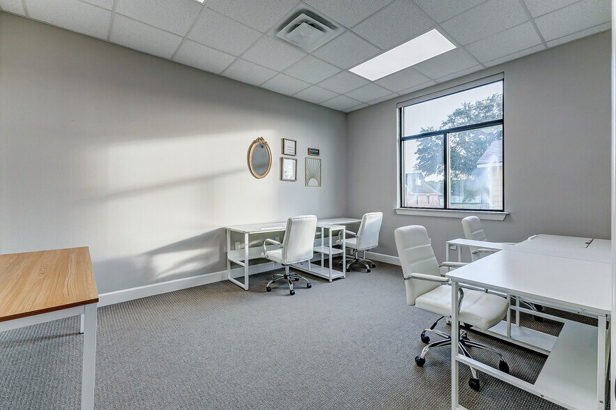 More Photos Of 26717 Westheimer Pky, Katy Medical For Sale