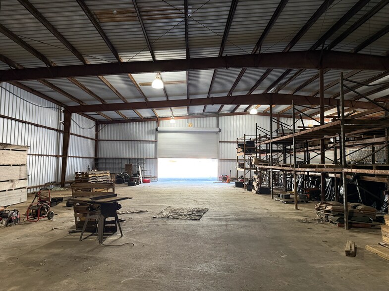 More Photos Of 5711 Highway 53 E, Dawsonville Warehouse For Lease