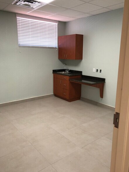 More Photos Of 851 Douglas Ave, Altamonte Springs Medical For Lease