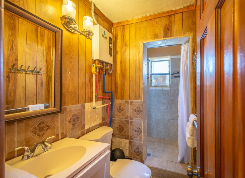More Photos Of 2306 Sudderth Dr, Ruidoso General Retail For Sale