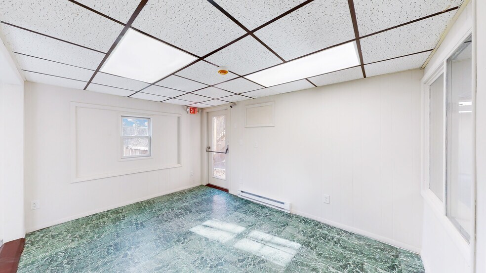 More Photos Of 220 Silver Lake Rd, Dingmans Ferry Office For Sale