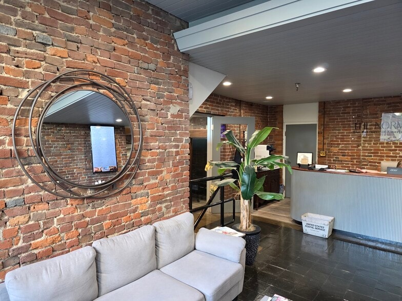 More Photos Of 101 N 7th St, Louisville Loft Creative Space For Lease