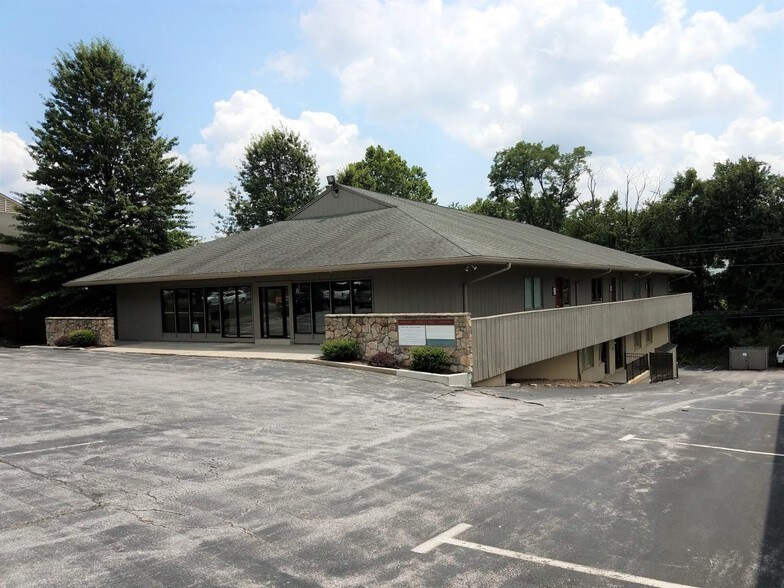 More Photos Of 9025 Chevrolet Dr, Ellicott City Office For Lease