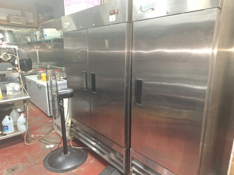 More Photos Of 901-903 Franklin Ave, Brooklyn Storefront Retail Residential For Lease