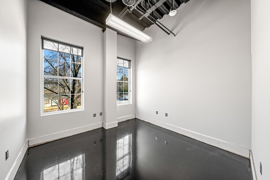 More Photos Of 2099 Thunderhead Rd, Knoxville Medical For Sale