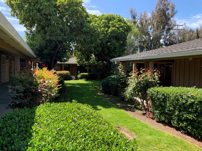 More Photos Of 665 S Knickerbocker Dr, Sunnyvale Medical For Lease