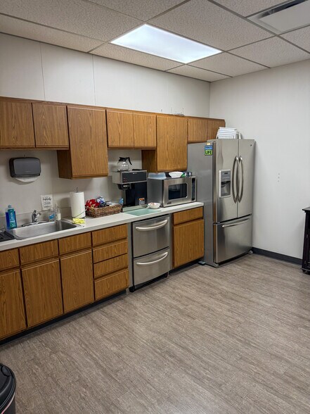 More Photos Of 323 W Galena Blvd, Aurora Office For Sale