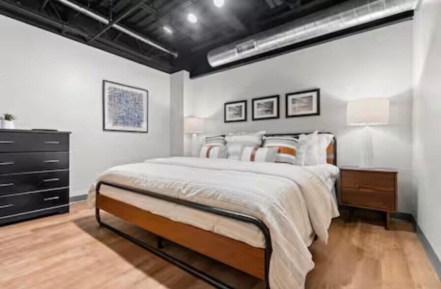 More Photos Of 216 Northland Ave, Green Bay Apartments For Sale