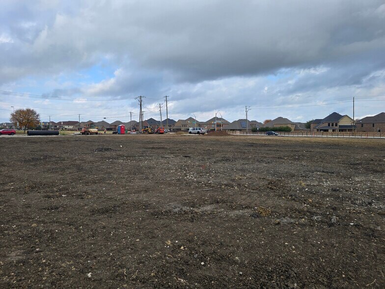 More Photos Of 1209 N Day Miar Rd, Mansfield Land For Sale