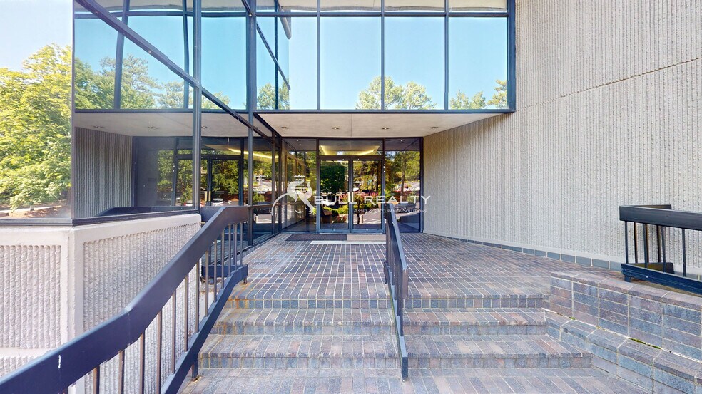 More Photos Of 1700 Water Pl SE, Atlanta Office For Sale