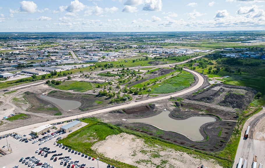 More Photos Of Marion @ Archibald, Winnipeg Industrial For Lease