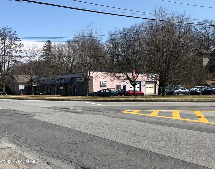 More Photos Of 40 Excelsior Ave, Saratoga Springs Storefront Retail Residential For Sale