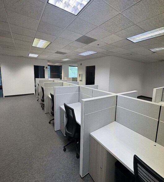 More Photos Of 1590 Adamson Pky, Morrow Office For Lease