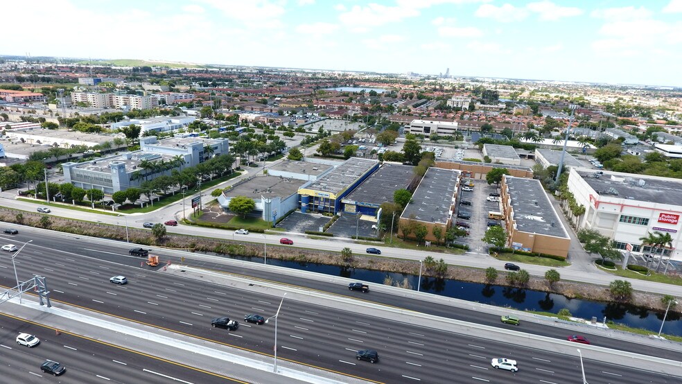 More Photos Of 6440-6490 W 20th Ave, Hialeah Light Distribution For Lease