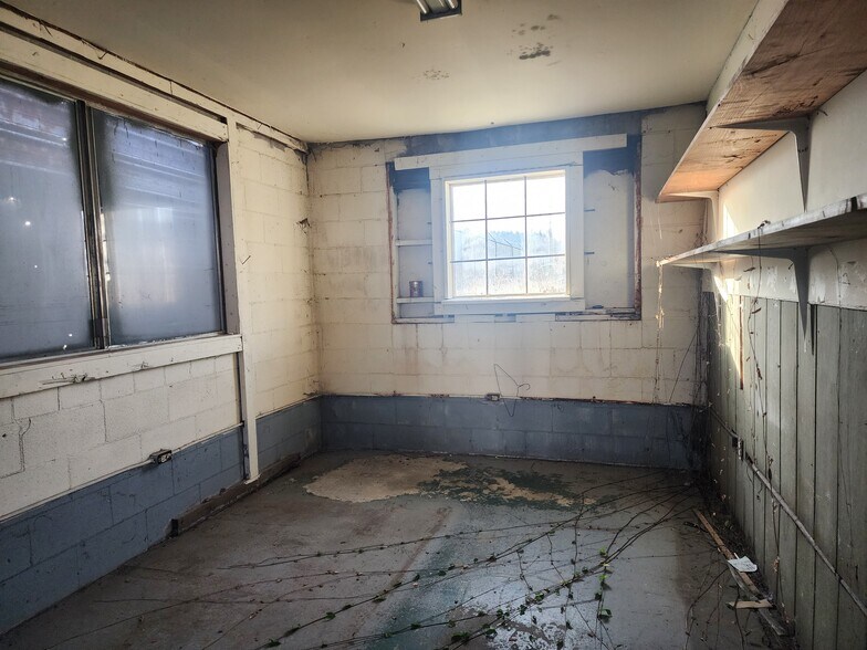 More Photos Of 721 B St, Centralia Specialty For Sale