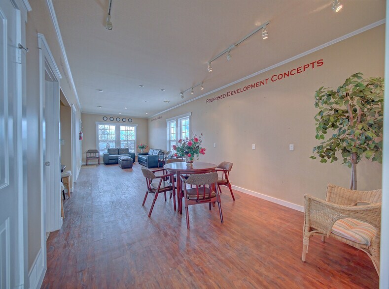 More Photos Of 5015 50 St, Chipman General Retail For Sale