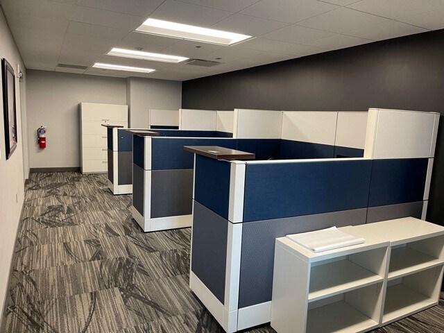 More Photos Of 220 Lyon St NW, Grand Rapids Office For Lease