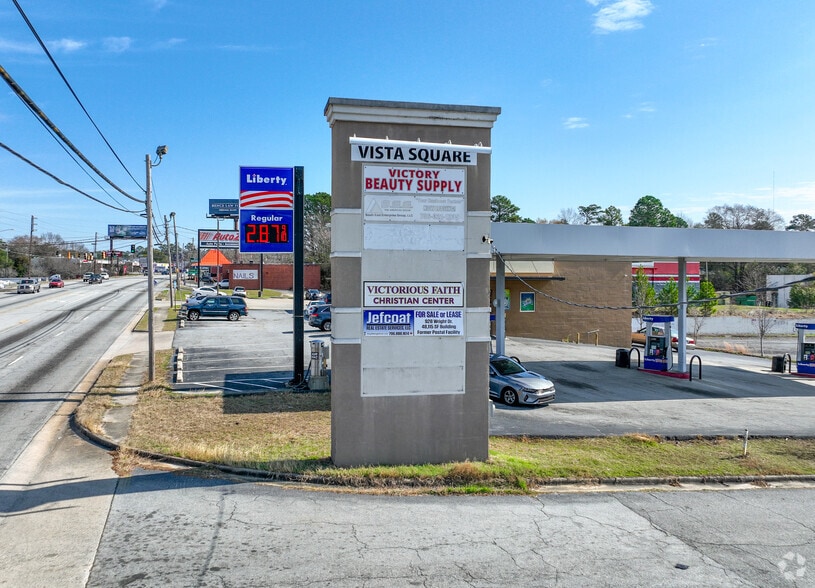 More Photos Of 928 Wright Dr, Columbus General Retail For Sale